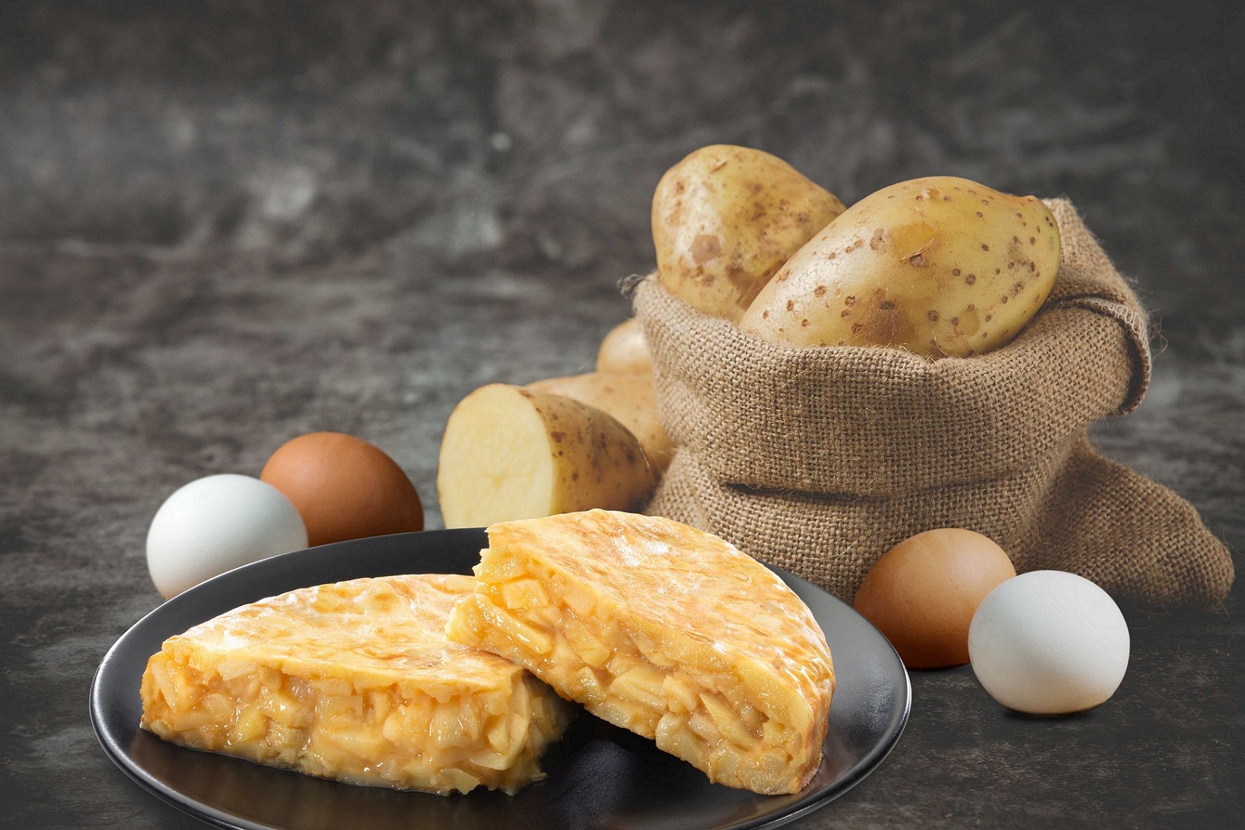 El Grupo Álvarez Camacho y Como en Casa lanzan al mercado la única tortilla de patatas casera con huevo saludable