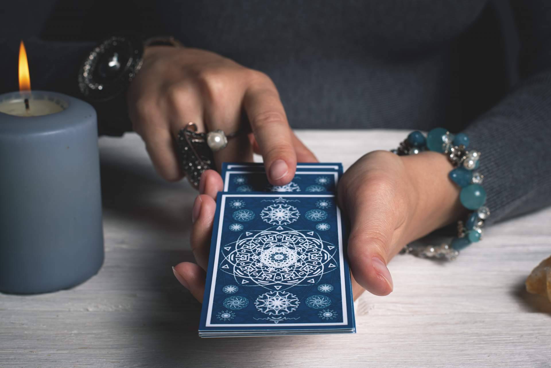 Tarot 10 euros 30 minutos ¿Cómo es la oferta de Tarot 5 por 15?