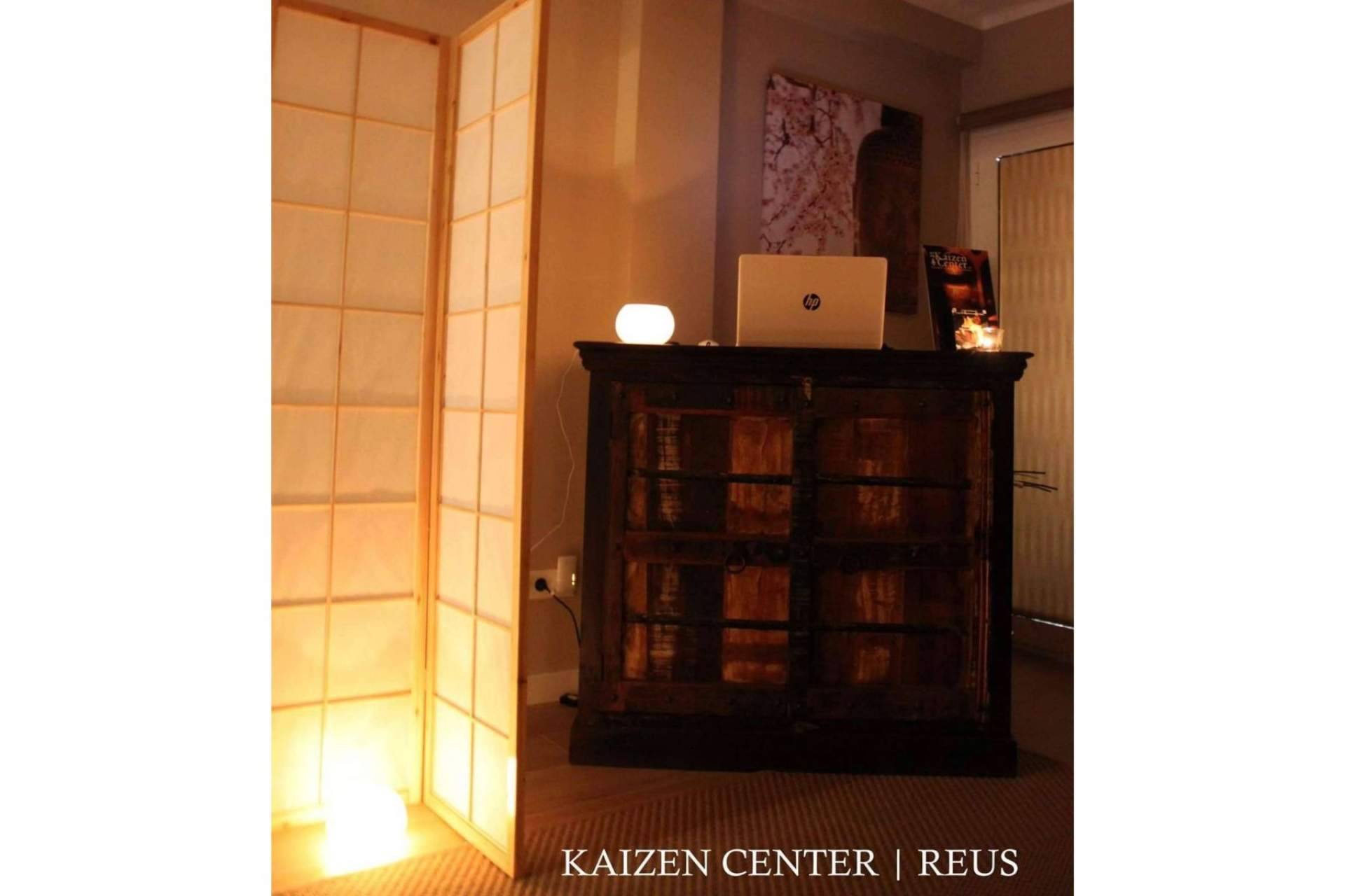 El centro de masajes Kaizen Center Reusas ofrece masajes relajantes en sus instalaciones tematizadas