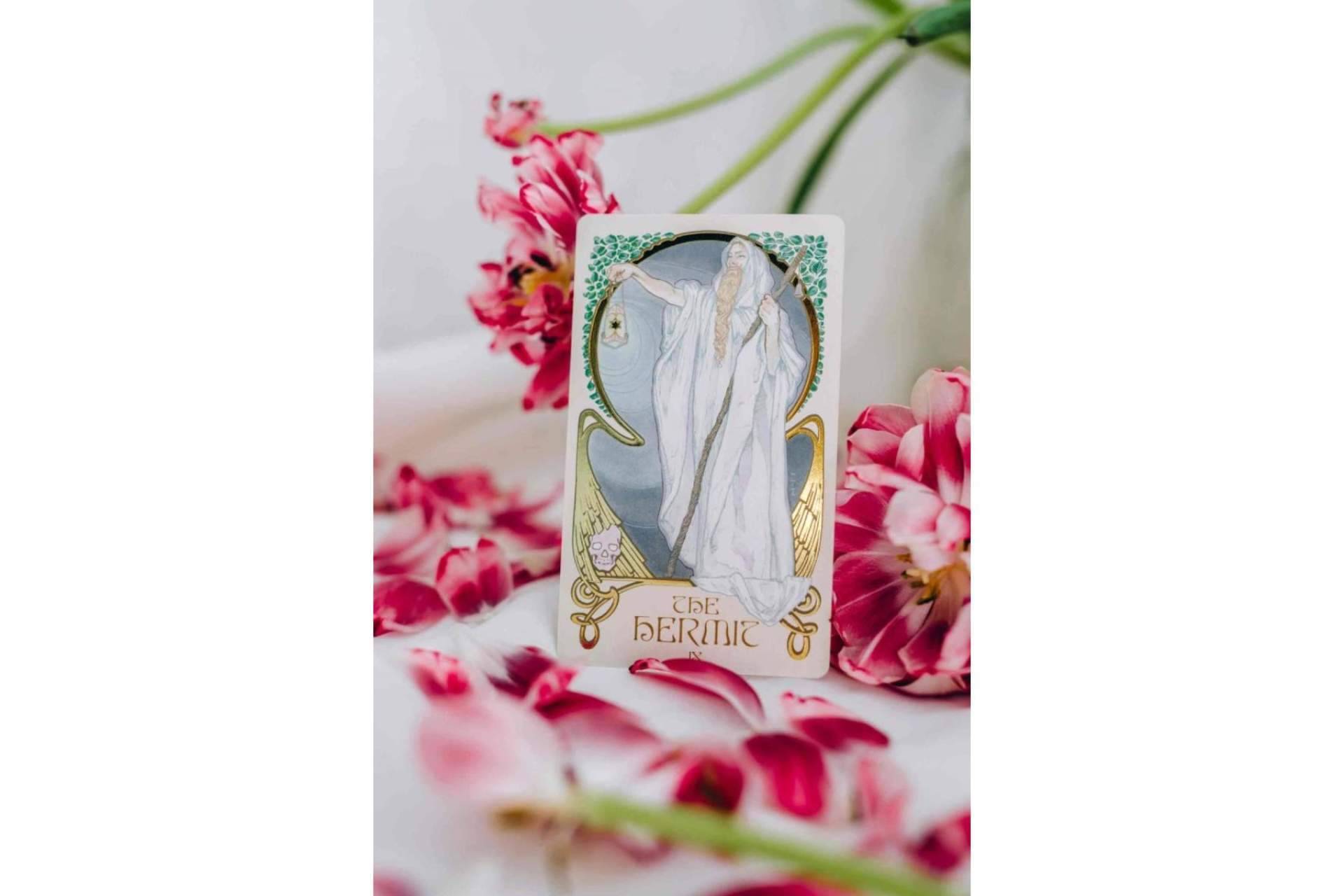 Tarot, videncia, terapias y sanación emocional con Tarot Terapéutico Alma