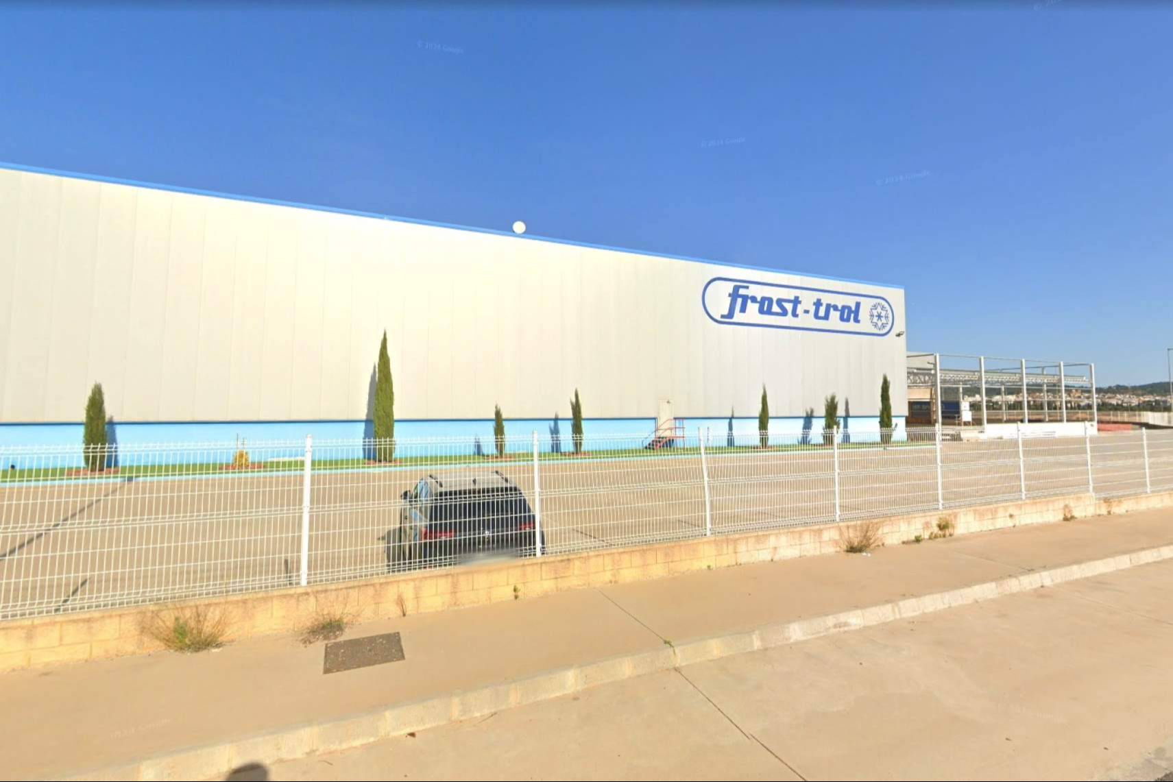 Sale a subasta la gran nave industrial de la castellonense Frost-Trol S.A con toda su maquinaria incluida