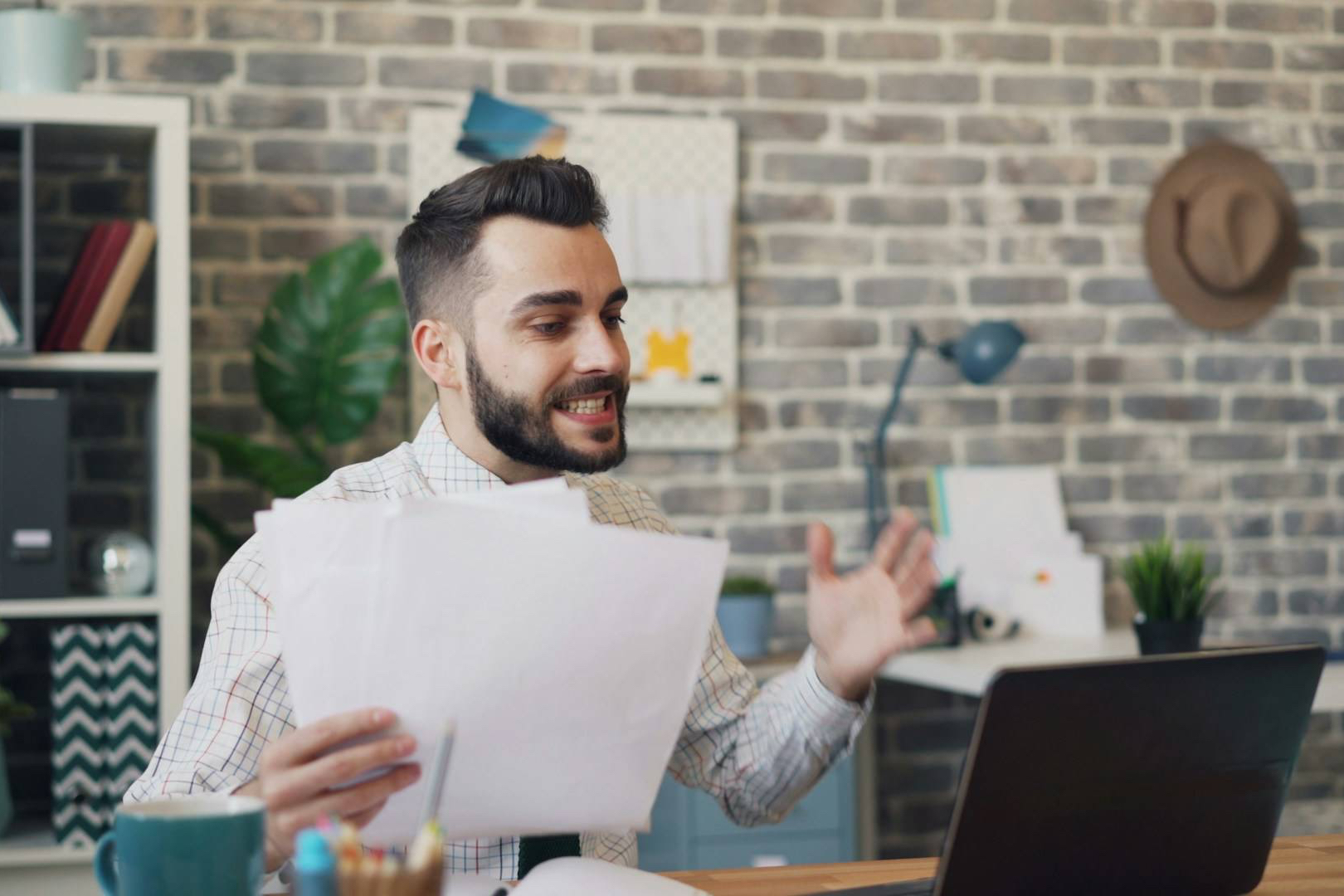 Nueva startup energética desde Zaragoza; Risparmio apuesta por precios bajos y sin letra pequeña