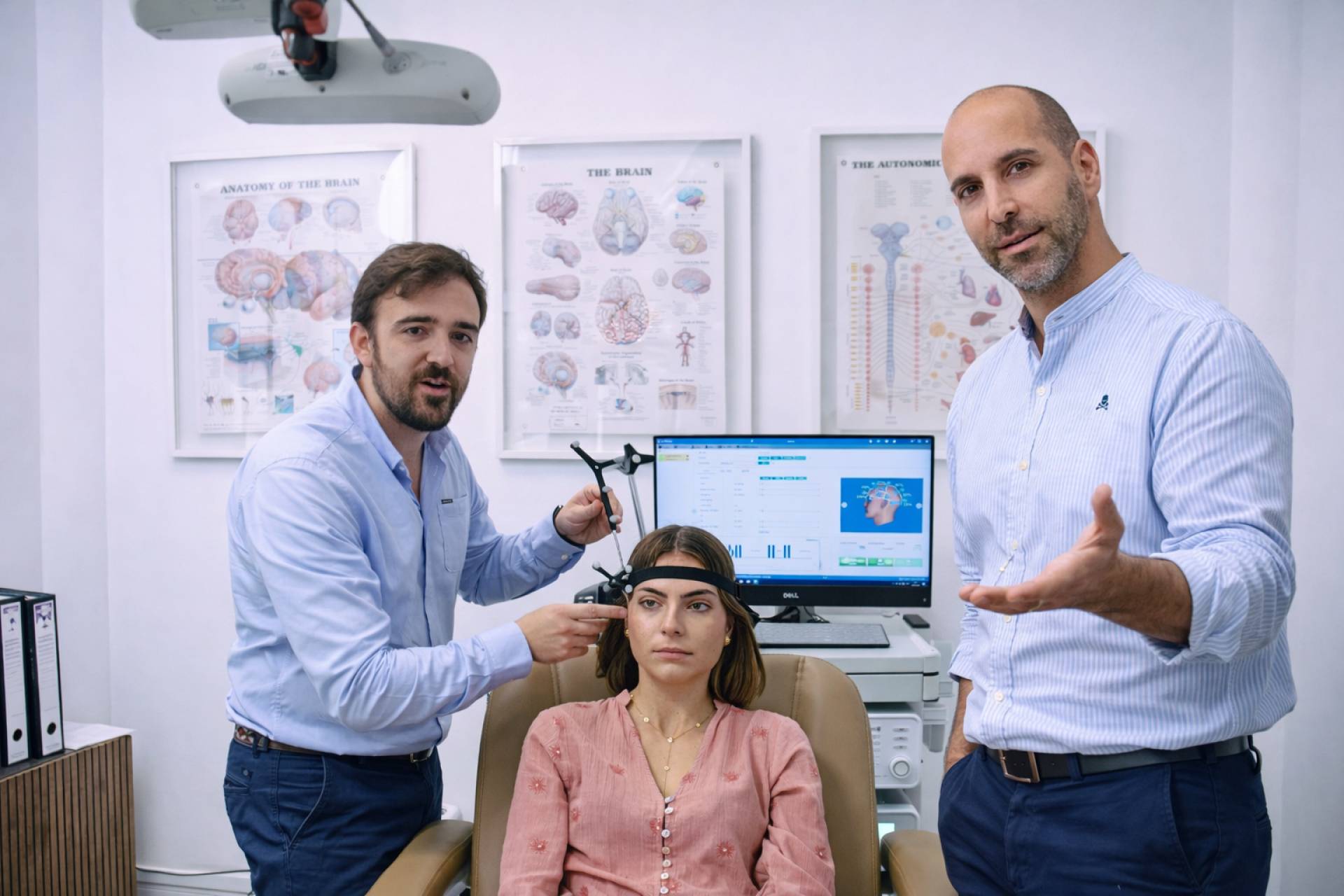 Un hito en neurociencia; nace la primera formación universitaria oficial en EMT y tDCS en español